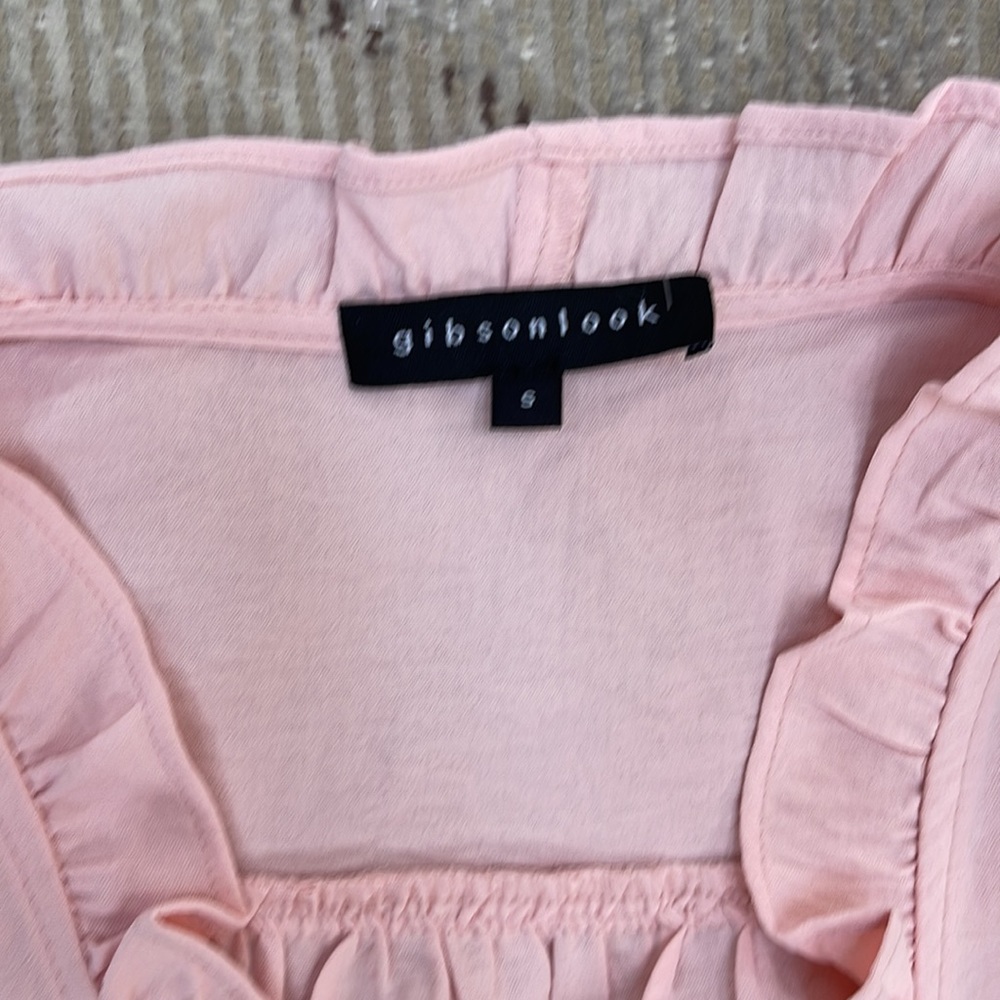 Gibson Pink Sleeveless Ruffle Blouse - Small - Picture 3 of 5